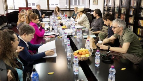 SPREMA SE POKONDIRENA TIKVA: Sterijina komedija osmi put na repertoaru Narodnog pozorišta u Beogradu SPREMA SE POKONDIRENA TIKVA: Sterijina komedija osmi put na repertoaru Narodnog pozorišta u Beogradu