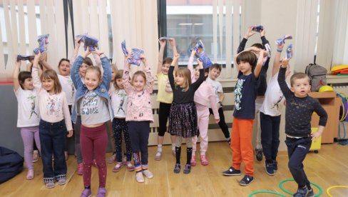 VRAČAR BEZ NEPLIVAČA: Opština Vračar nastavlja sa obukom predškolaca VRAČAR BEZ NEPLIVAČA: Opština Vračar nastavlja sa obukom predškolaca