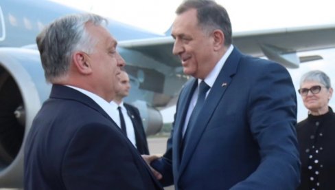 ORBAN STIGAO U BANJALUKU: Dočekali ga Dodik i Višković, evo o čemu su razgovarali (FOTO/VIDEO) ORBAN STIGAO U BANJALUKU: Dočekali ga Dodik i Višković, evo o čemu su razgovarali (FOTO/VIDEO)