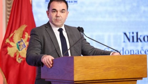 CETINJANI BI TITA: Đurašković otvara vrata kući cveća CETINJANI BI TITA: Đurašković otvara vrata kući cveća