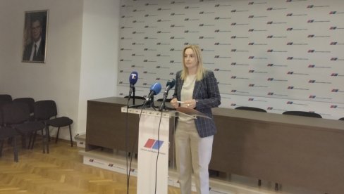 NASILNICI SEBE PREDSTAVLJAJU KAO ŽRVE: Oglaslili se iz novosadskog SNS o navodnom incidentu u Kaću NASILNICI SEBE PREDSTAVLJAJU KAO ŽRVE: Oglaslili se iz novosadskog SNS o navodnom incidentu u Kaću