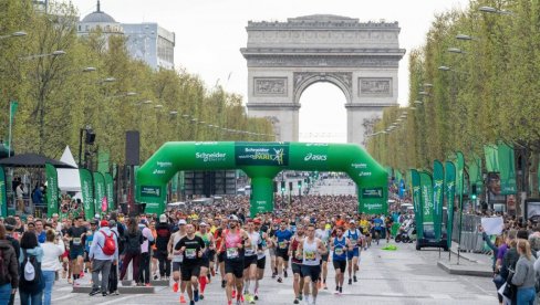 ISPISANA ISTORIJA: Kenijska atletičarka oborila svetski rekord u maratonu ISPISANA ISTORIJA: Kenijska atletičarka oborila svetski rekord u maratonu