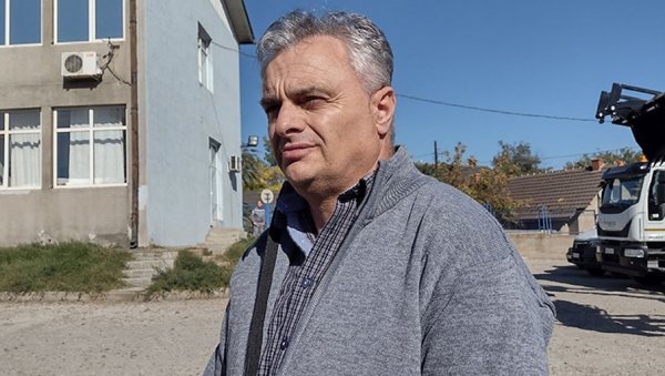 НАКОН ОСТАВКЕ ОГЛАСИО СЕ ДИРЕКТОР ВОДОВОДА У БОРУ: Образложио зашто је донео овакву одлуку НАКОН ОСТАВКЕ ОГЛАСИО СЕ ДИРЕКТОР ВОДОВОДА У БОРУ: Образложио зашто је донео овакву одлуку
