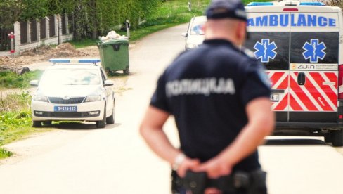 HAOS ISPRED KUĆE OSUMNJIČENOG ZA DANKINO UBISTVO: Stigla kola Hitne pomoći pod rotacijom, a za njima i 15 inspektora