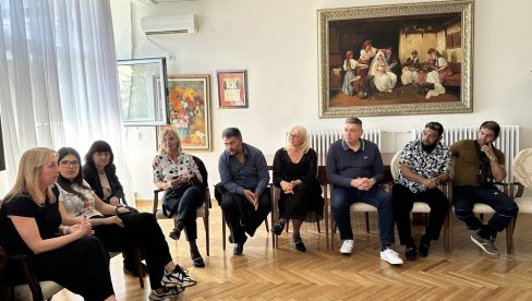 RAZGOVOR O UNAPREĐENJU POLOŽAJA: Na Čukarici obeležen Međunarodni dan Roma, a prošle nedelje proslavljena Tetka Bibija RAZGOVOR O UNAPREĐENJU POLOŽAJA: Na Čukarici obeležen Međunarodni dan Roma, a prošle nedelje proslavljena Tetka Bibija
