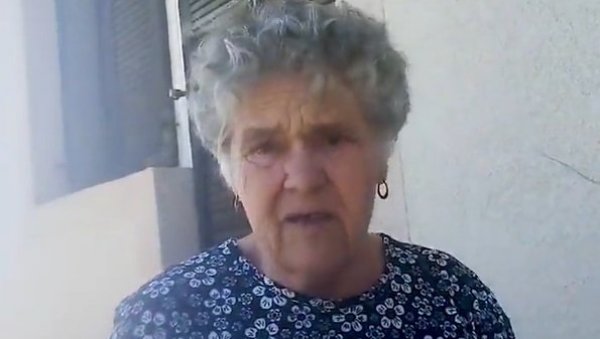 ДА САМ ЗНАЛА, УЗЕЛА БИХ ЈЕ - НЕ МОГУ ТО ДА ПРЕЖАЛИМ НИКАДА: Комшиница о последњим корацима мале Данке ДА САМ ЗНАЛА, УЗЕЛА БИХ ЈЕ - НЕ МОГУ ТО ДА ПРЕЖАЛИМ НИКАДА: Комшиница о последњим корацима мале Данке