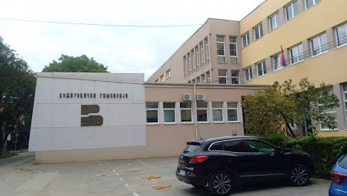 BESPLATNA PRIPREMNA NASTAVA: Lep gest profesora „Požarevačke gimnazije“ BESPLATNA PRIPREMNA NASTAVA: Lep gest profesora „Požarevačke gimnazije“