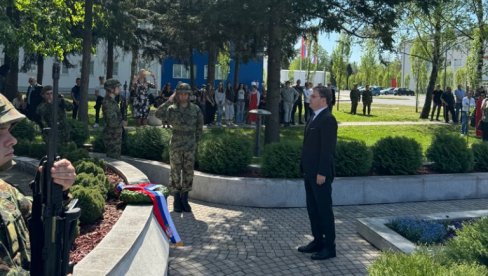POČAST BORCIMA 125. MOTORIZOVANE BRIGADE: Obeležavanje 25-godišnjice bitke na Košarama POČAST BORCIMA 125. MOTORIZOVANE BRIGADE: Obeležavanje 25-godišnjice bitke na Košarama