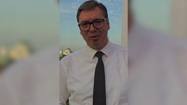 СНАЖНА ПОРУКА ПРЕДСЕДНИКА ВУЧИЋА: Чекају нас велике победе! (ВИДЕО) СНАЖНА ПОРУКА ПРЕДСЕДНИКА ВУЧИЋА: Чекају нас велике победе! (ВИДЕО)