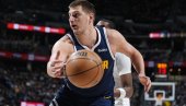 ŠOU SRBINA U KOLORADU! Ceo svet gleda i ne veruje šta je Nikola Jokić uradio (VIDEO) ŠOU SRBINA U KOLORADU! Ceo svet gleda i ne veruje šta je Nikola Jokić uradio (VIDEO)