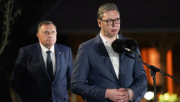 ВУЧИЋ О РАЗГОВОРУ СА ДОДИКОМ: Председник открио став Србије по питању БиХ и Дејтонског споразума ВУЧИЋ О РАЗГОВОРУ СА ДОДИКОМ: Председник открио став Србије по питању БиХ и Дејтонског споразума