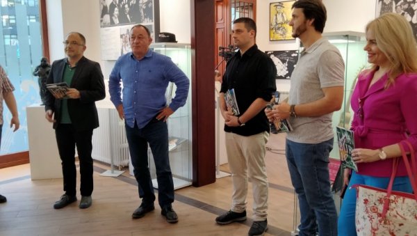 УМЕТНИЧКА ДЕЛА НАДАХНУТА КУЛТУРНИМ НАСЛЕЂЕМ : У Музеју Тамбурица феста отворена изложба Ликовне колоније УМЕТНИЧКА ДЕЛА НАДАХНУТА КУЛТУРНИМ НАСЛЕЂЕМ : У Музеју Тамбурица феста отворена изложба Ликовне колоније