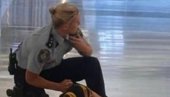 ПОЛИЦАЈКА ХЕРОИНА: Рекла нападачу две речи, а онда га убила једним метком (ФОТО/ВИДЕО) ПОЛИЦАЈКА ХЕРОИНА: Рекла нападачу две речи, а онда га убила једним метком (ФОТО/ВИДЕО)