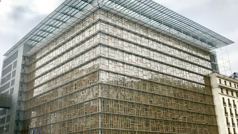 NE ODUSTAJU OD RUSKIH PARA: Kvalifikovanom većinom u EU zaobilaze Mađarsku