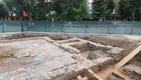 SELIDBA DŽAMIJE ILI SPOMENIKA? U Bijelom Polju u klinču borci NOR i predstavnici Islamske zajednice SELIDBA DŽAMIJE ILI SPOMENIKA? U Bijelom Polju u klinču borci NOR i predstavnici Islamske zajednice