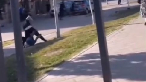 SRBIJA JE ZGROŽENA! Brutalna tuča navijača, građani na ulici ostali zapanjeni šta se dešava oko njih (UZNEMIRUJUĆI VIDEO SNIMAK)