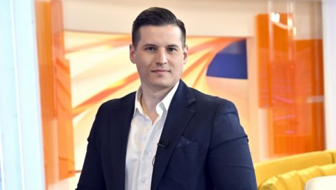 MILOŠ RADENKOVIĆ ZA NOVOSTI: Budilnik mi je moj sin Luka (FOTO/VIDEO) MILOŠ RADENKOVIĆ ZA NOVOSTI: Budilnik mi je moj sin Luka (FOTO/VIDEO)