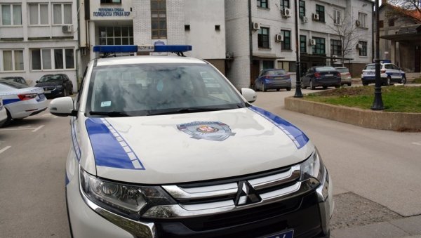 ХАПШЕЊЕ У СОКОБАЊИ: Полиција му пронашла 1,9 килограма амфетамина и 283 таблете екстазија ХАПШЕЊЕ У СОКОБАЊИ: Полиција му пронашла 1,9 килограма амфетамина и 283 таблете екстазија