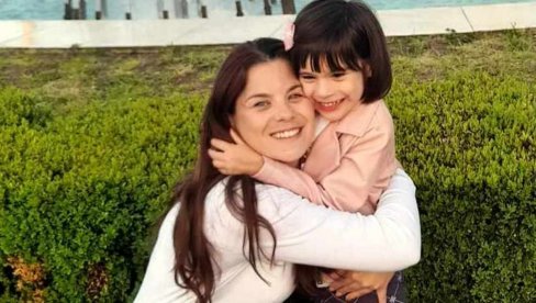DA LENKA PROHODA I PROGOVORI: Humanitarni bazar za šestogodišnju Paraćinku sutra u školi u Potočcu DA LENKA PROHODA I PROGOVORI: Humanitarni bazar za šestogodišnju Paraćinku sutra u školi u Potočcu