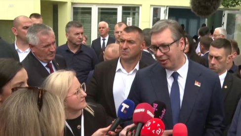 VUČIĆ SE OBRATIO IZ MOSTARA: Predsednik nakon obilaska sajma - BiH značajna za nas; Prekosutra prvih 500.000 evra za Bileću (FOTO/VIDEO) VUČIĆ SE OBRATIO IZ MOSTARA: Predsednik nakon obilaska sajma - BiH značajna za nas; Prekosutra prvih 500.000 evra za Bileću (FOTO/VIDEO)