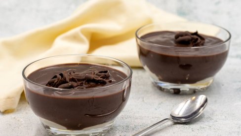 DOMAĆI PUDING OD ČOKOLADE: Fantastičan recept za pravu, gustu i slasnu poslasticu koja će sve da oduševi DOMAĆI PUDING OD ČOKOLADE: Fantastičan recept za pravu, gustu i slasnu poslasticu koja će sve da oduševi