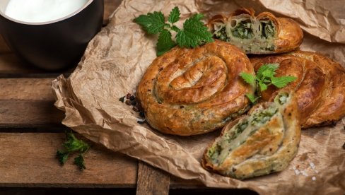 STAROPLANINSKA PITA OD KOPRIVE: Fil je čista riznica zdravlja STAROPLANINSKA PITA OD KOPRIVE: Fil je čista riznica zdravlja