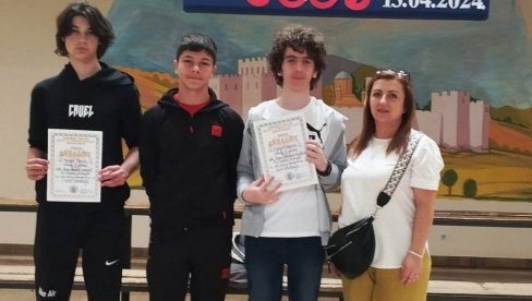 LUKA PRVI NA OKRUŽNOM: Uspeh na takmičenju iz geografije osmaka iz Paraćina LUKA PRVI NA OKRUŽNOM: Uspeh na takmičenju iz geografije osmaka iz Paraćina