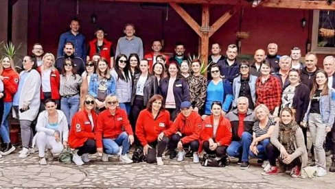 DONIRANJE KRVI ŽIVOT ZNAČI: Paraćinski Crveni krst na radionici CK Srbije DONIRANJE KRVI ŽIVOT ZNAČI: Paraćinski Crveni krst na radionici CK Srbije
