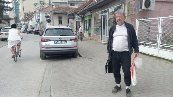 У НАРОДНУ КУХИЊУ ДОСПЕО САМ ИЗ СВИЛЕ И КАДИФЕ: Прича Зорана Поповића, из Чачка, попут филмских о милионеру који је постао бескућник У НАРОДНУ КУХИЊУ ДОСПЕО САМ ИЗ СВИЛЕ И КАДИФЕ: Прича Зорана Поповића, из Чачка, попут филмских о милионеру који је постао бескућник