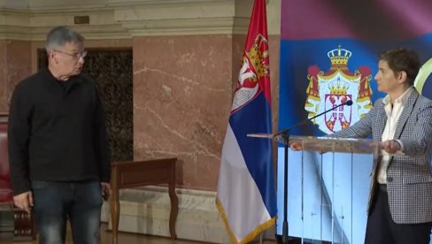 ĆUTA NAPAO ANU BRNABIĆ: Srbija protiv nasilja uživo promoviše nasilje ĆUTA NAPAO ANU BRNABIĆ: Srbija protiv nasilja uživo promoviše nasilje