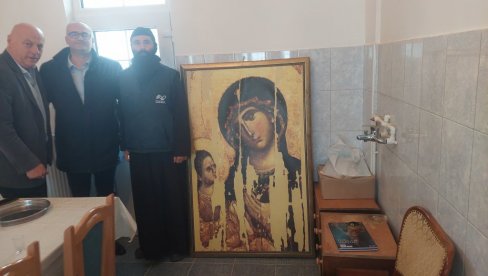 ZASIJAĆE SVETINJA SA SVIH STRANA: Manastir u Bogoštici kod Krupnja dobiće neophodnu rasvetu ZASIJAĆE SVETINJA SA SVIH STRANA: Manastir u Bogoštici kod Krupnja dobiće neophodnu rasvetu
