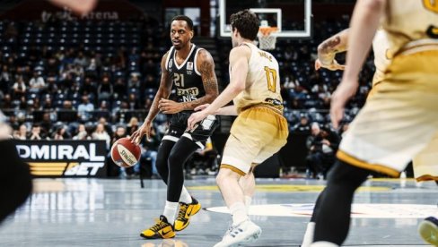 PARTIZAN SIGURAN NA STARTU PLEJ-OFA: Crno-beli uspešno krenuli u odbranu titule u ABA ligi PARTIZAN SIGURAN NA STARTU PLEJ-OFA: Crno-beli uspešno krenuli u odbranu titule u ABA ligi