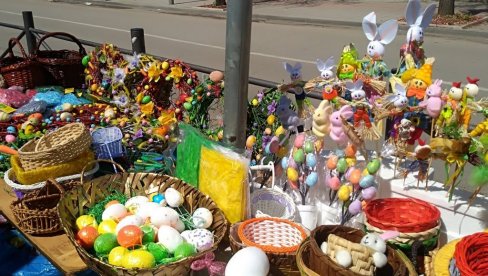 USKRŠNJA ULIČNA PRODAJA: Prijave za 32 tezge u centru grada USKRŠNJA ULIČNA PRODAJA: Prijave za 32 tezge u centru grada