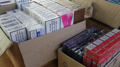 ZAPLENJENA 21.000 PAKLICA: Dobar ulov kraljevačke policije ZAPLENJENA 21.000 PAKLICA: Dobar ulov kraljevačke policije
