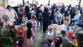 ДЕЧЈА ДОБРОТА БЕЗ ГРАНИЦА: На хуманитарном базару у Поточцу прикупљено 105.000 за Ленку (ФОТО)
