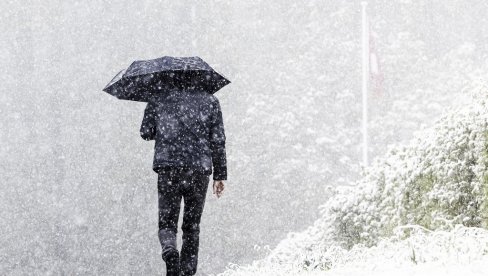 NAJNOVIJE UPOZORENJE RHMZ! Meteorolozi otkrili kakvo nas vreme čeka do Nove godine: Sneg će pljuštati, a preti i jedna opasna pojava