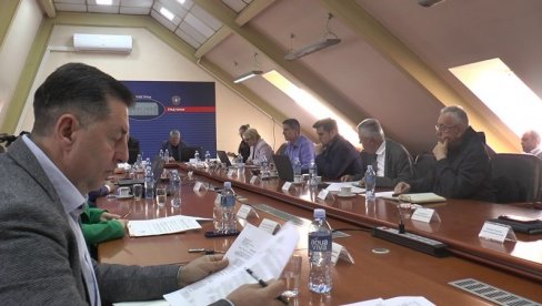PLAN KAPITALNIH INVESTICIJA U ČAČKU Novi kredit od 816 miliona PLAN KAPITALNIH INVESTICIJA U ČAČKU Novi kredit od 816 miliona