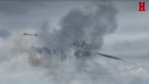 SPEKTAKL IZNAD PEŠTERA: Pogledajte - Dejstvuju helikopteri Mi-35 i Mi-17 (VIDEO) SPEKTAKL IZNAD PEŠTERA: Pogledajte - Dejstvuju helikopteri Mi-35 i Mi-17 (VIDEO)
