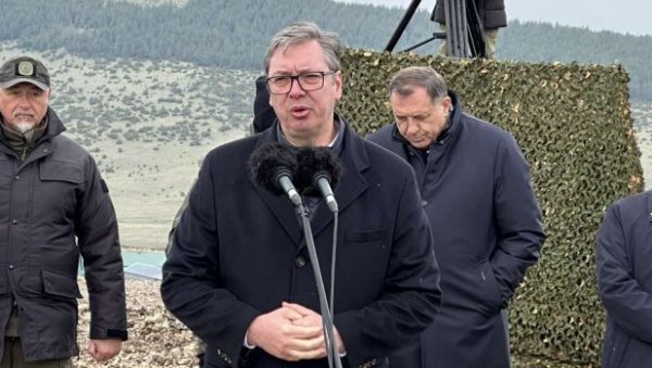 СРАМ ВАС БИЛО, ЛАЖОВИ ЈЕДНИ Вучић јасно о лицемерју Запада: Данас је 11 година бруталних неистина, терора и лажи СРАМ ВАС БИЛО, ЛАЖОВИ ЈЕДНИ Вучић јасно о лицемерју Запада: Данас је 11 година бруталних неистина, терора и лажи