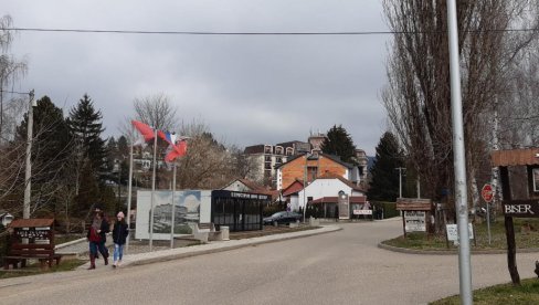 СПРЕМНЕ ЦИСТЕРЕНЕ СА ПИЈАЋОМ ВОДОМ: Почиње поправка челичног резервоара у Врднику