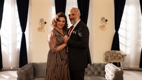 HOĆE LI SNAGA LJUBAVI POBEDITI ZLO: Treća sezona Zakopanih tajni, od 22. aprila, na Pinku HOĆE LI SNAGA LJUBAVI POBEDITI ZLO: Treća sezona Zakopanih tajni, od 22. aprila, na Pinku
