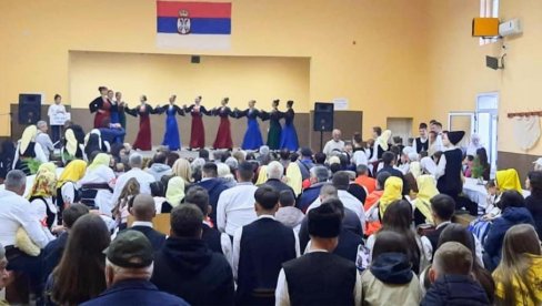 ŽIVI NARODNA TRADICIJA: Održana manifestacija „Glas sa Vetrena“ ŽIVI NARODNA TRADICIJA: Održana manifestacija „Glas sa Vetrena“