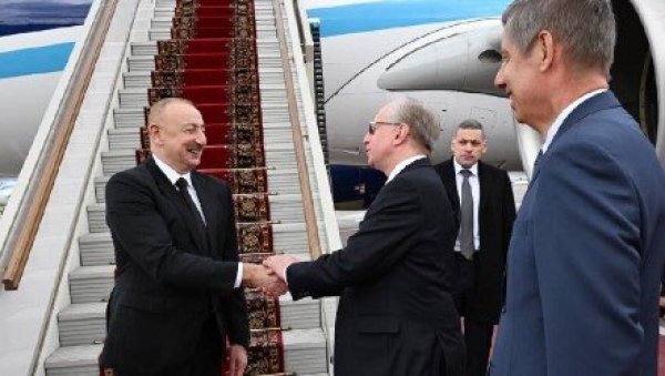 НА ПОЗИВ ПУТИНА: Алијев стигао на преговоре НА ПОЗИВ ПУТИНА: Алијев стигао на преговоре