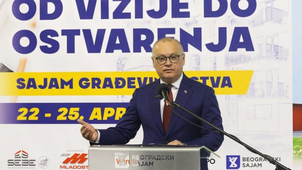 ГРАЂЕВИНИ САД ТРИ ПУТА ВЕЋА ЦЕНА НЕГО 2013: Међународни сајам грађевинарства отворен у Београду ГРАЂЕВИНИ САД ТРИ ПУТА ВЕЋА ЦЕНА НЕГО 2013: Међународни сајам грађевинарства отворен у Београду