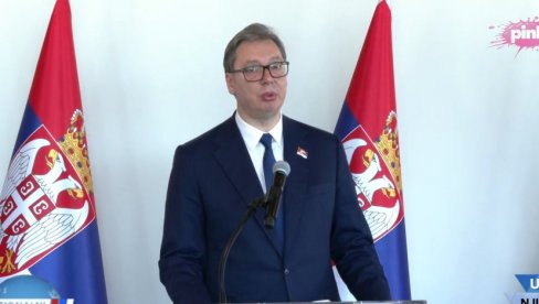 SRBIJA NE PRIHVATA ULTIMATUME VELIKIH SILA: Vučić u NJujorku o Rezoluciji o Srebrenici SRBIJA NE PRIHVATA ULTIMATUME VELIKIH SILA: Vučić u NJujorku o Rezoluciji o Srebrenici