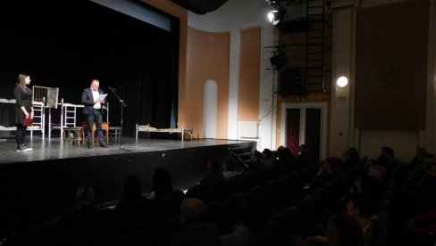 JADRANI KULTURU LJUBE: Pozorišni festival u Loznici JADRANI KULTURU LJUBE: Pozorišni festival u Loznici
