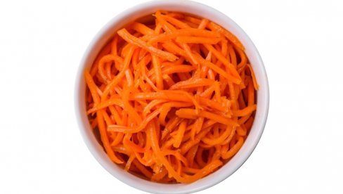 SALATA OD ŠARGAREPE I ĐUMBIRA: Vitaminska bomba koja se lako pravi SALATA OD ŠARGAREPE I ĐUMBIRA: Vitaminska bomba koja se lako pravi