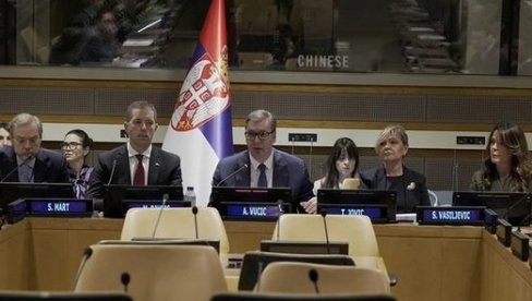 NISMO NAUČILI DA KLEČIMO PRED BILO KOJOM SILOM Vučić o guranju rezolucije o Srebrenici - Nisu očekivali da će Srbija ostati uspravna! NISMO NAUČILI DA KLEČIMO PRED BILO KOJOM SILOM Vučić o guranju rezolucije o Srebrenici - Nisu očekivali da će Srbija ostati uspravna!