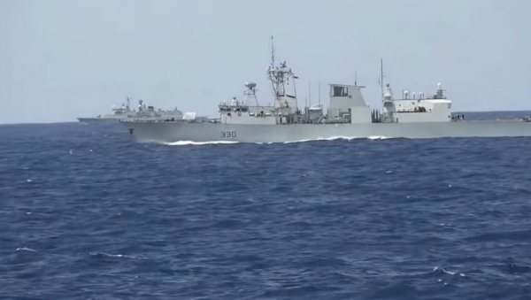 ХАОС НА ЦРВЕНОМ МОРУ: Грчки војни брод пресрео дронове Хута ХАОС НА ЦРВЕНОМ МОРУ: Грчки војни брод пресрео дронове Хута