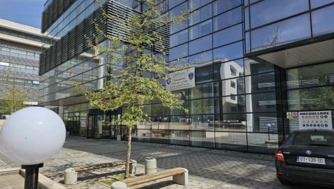 NOVO MALTRETIRANJE NAŠEG NARODA NA KIM: Trojici Srba osumnjičenih za sukobe u Banjskoj produžen pritvor tri meseca NOVO MALTRETIRANJE NAŠEG NARODA NA KIM: Trojici Srba osumnjičenih za sukobe u Banjskoj produžen pritvor tri meseca